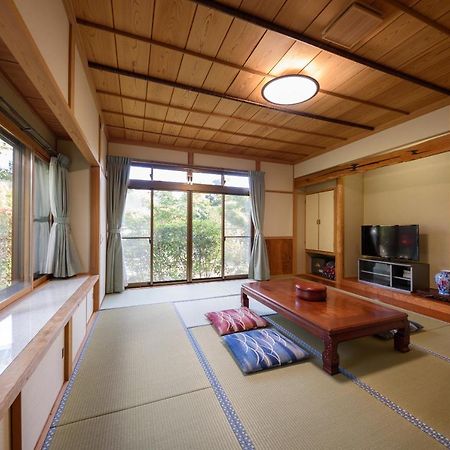 Hotel Minshuku Tsutaya Yufu Zewnętrze zdjęcie