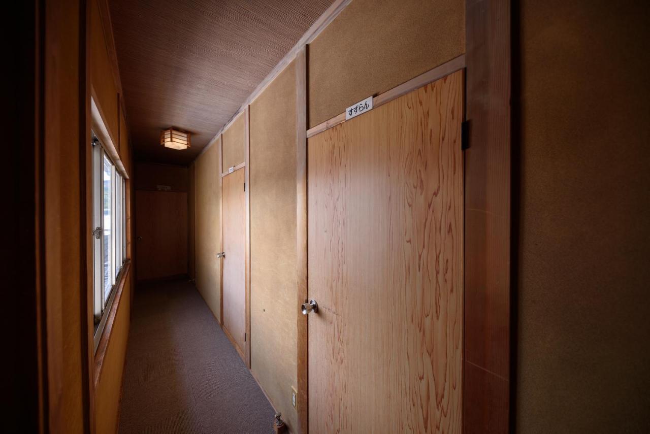 Hotel Minshuku Tsutaya Yufu Zewnętrze zdjęcie