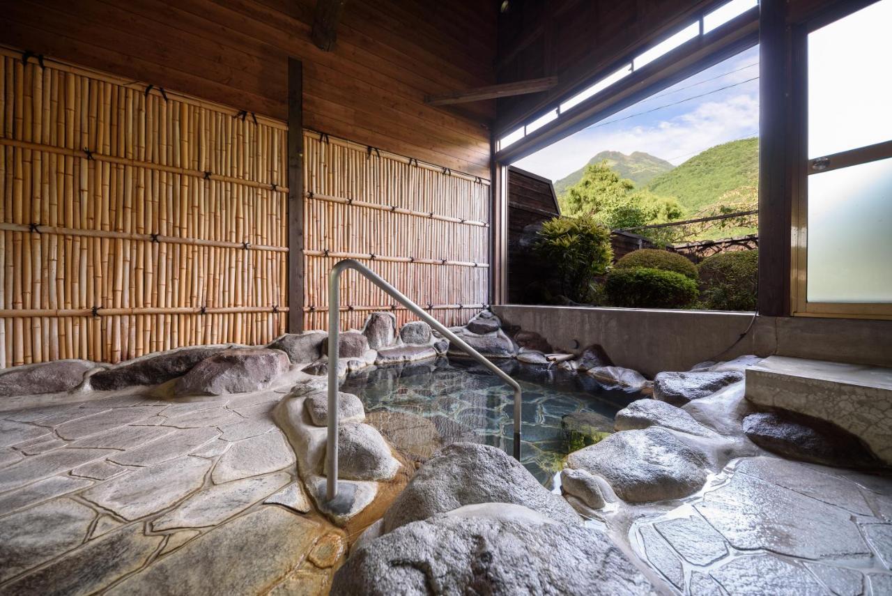 Hotel Minshuku Tsutaya Yufu Zewnętrze zdjęcie