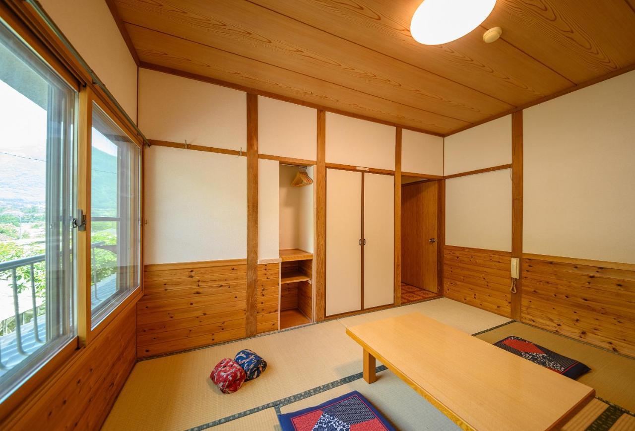 Hotel Minshuku Tsutaya Yufu Zewnętrze zdjęcie